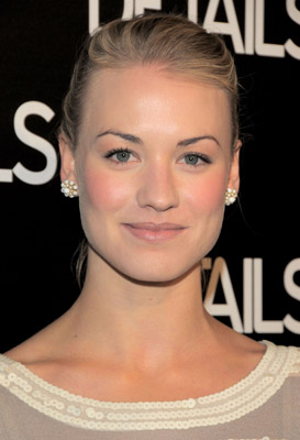Yvonne Strahovski