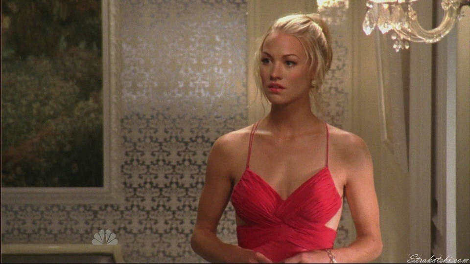 Yvonne Strahovski  in red evening gown