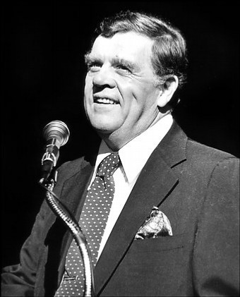 Pat Hingle