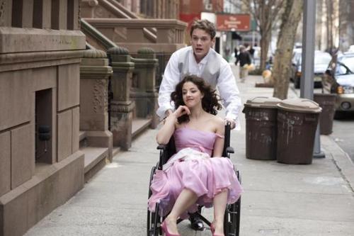 Anton Yelchin pushes wheelchair bound Olivia Thirlby in New York, I Love You