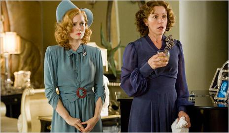 Amy Adams & Frances McDormand - Miss Pettigrew