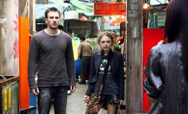 Chris Evans & Dakota Fanning - Push