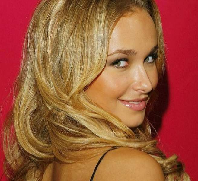 Hayden Panettiere - she should patent that look